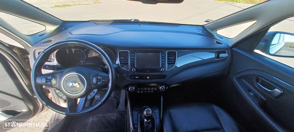 Kia Carens 1.7 CRDi ISG TX - 26
