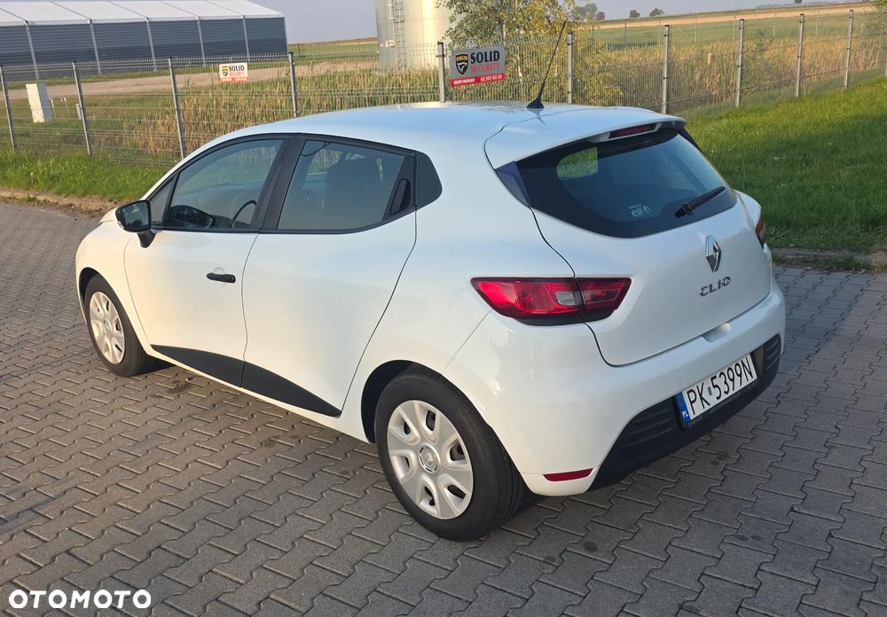 Renault Clio - 12