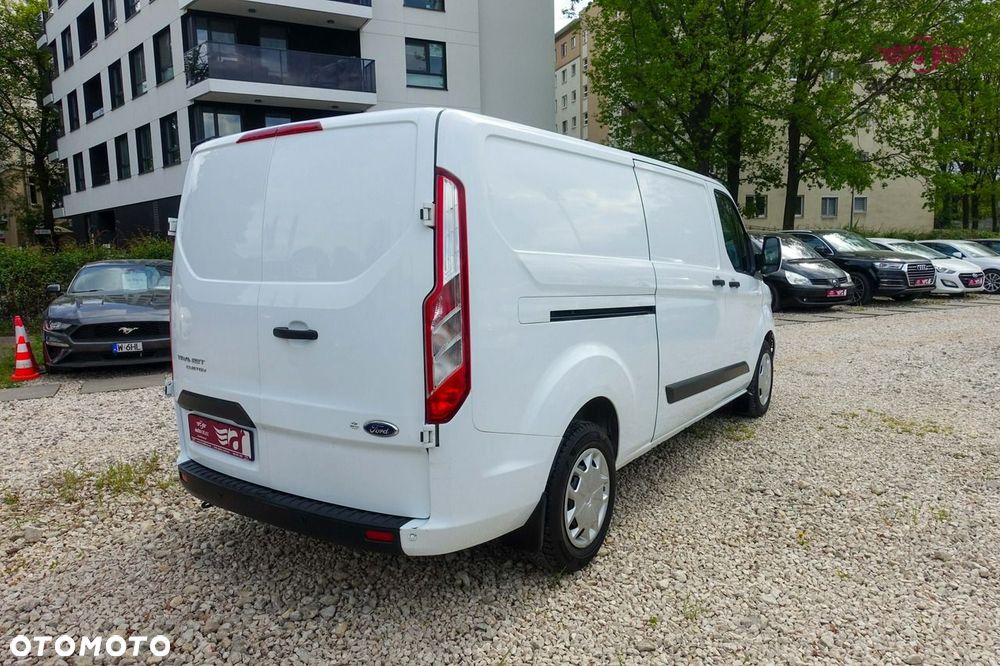 Ford Transit Custom - 8