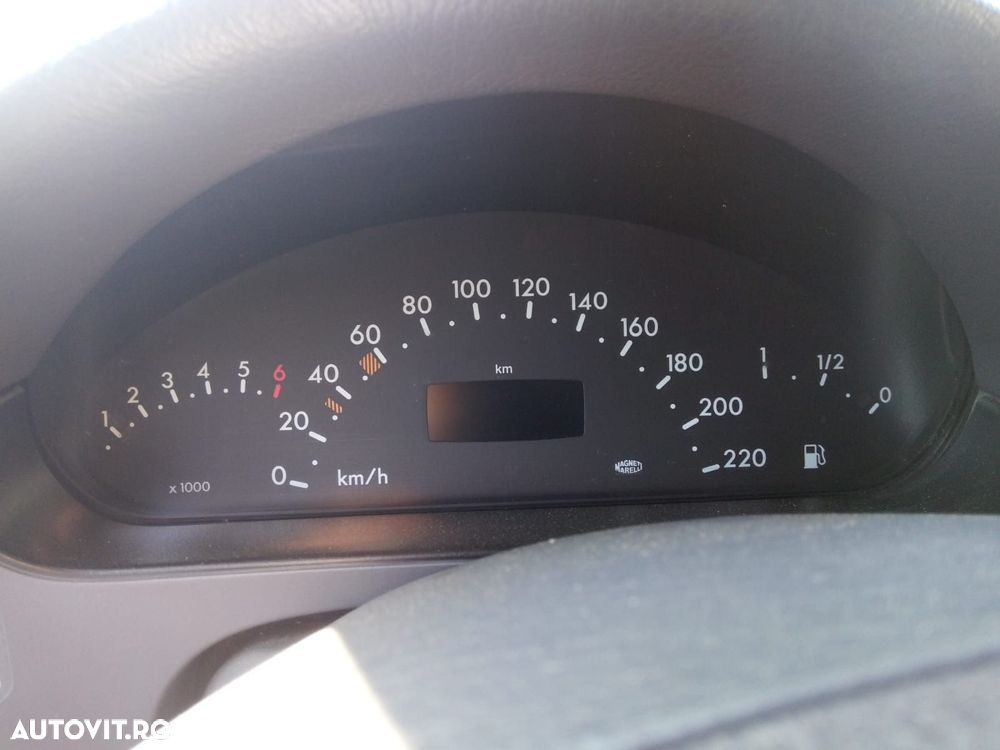 Dezmembrari  Mercedes-Benz A-CLASS (W168)  1997  > 2004 A 140 (168.03 - 2