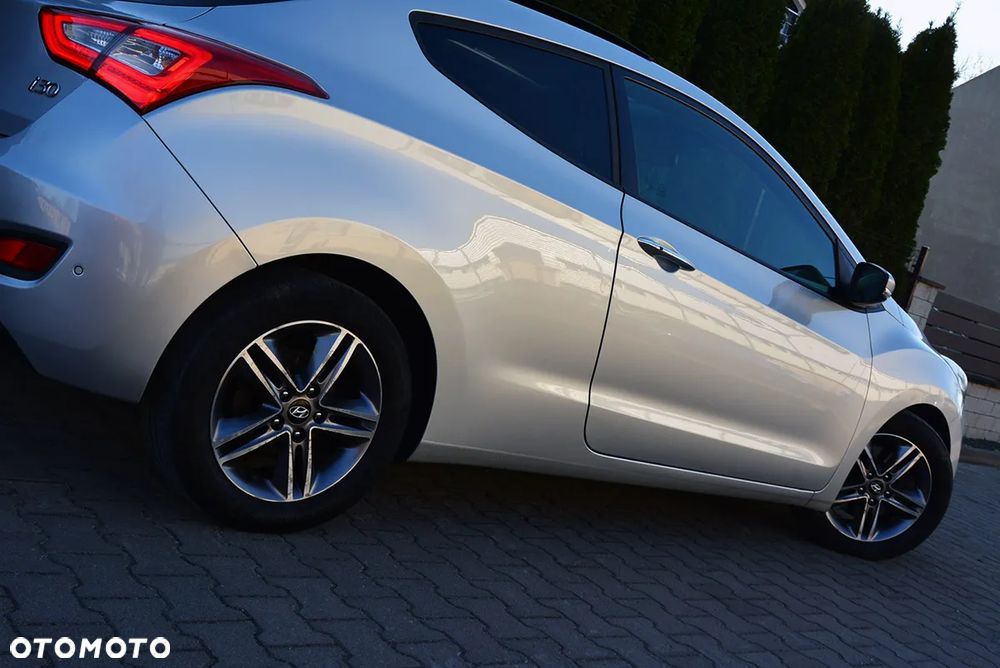 Hyundai i30 1.6 CRDi Premium - 10