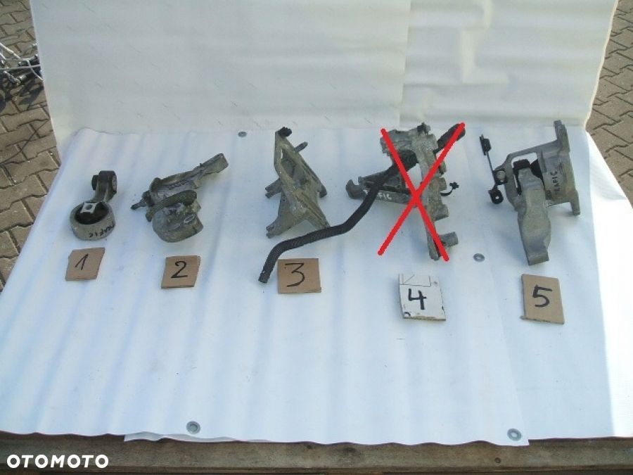 RENAULT TRAFIC III VIVARO B 1.6dci ŁAPA PODUSZKA SILNIKA SKRZYNI BIEGÓW - 2