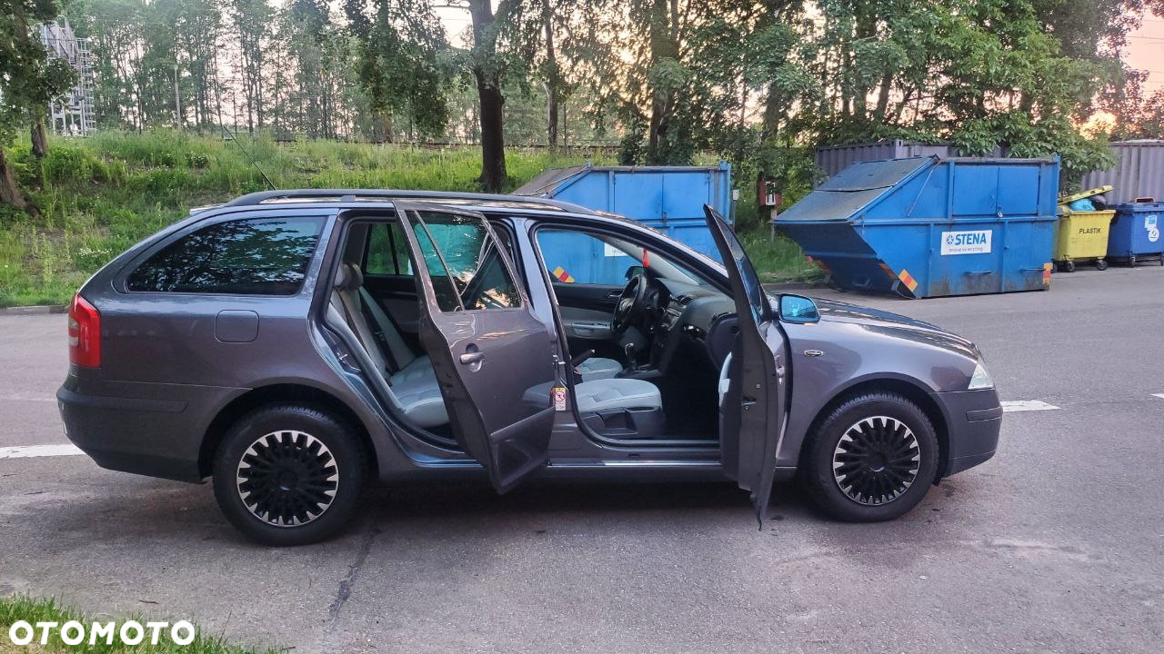Skoda Octavia 2.0 TDI Ambiente - 9