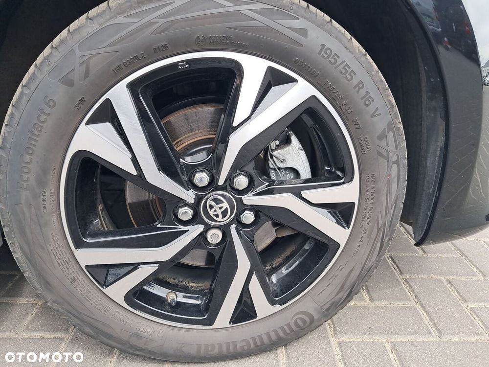 Toyota Yaris Hybrid 1.5 Style - 21