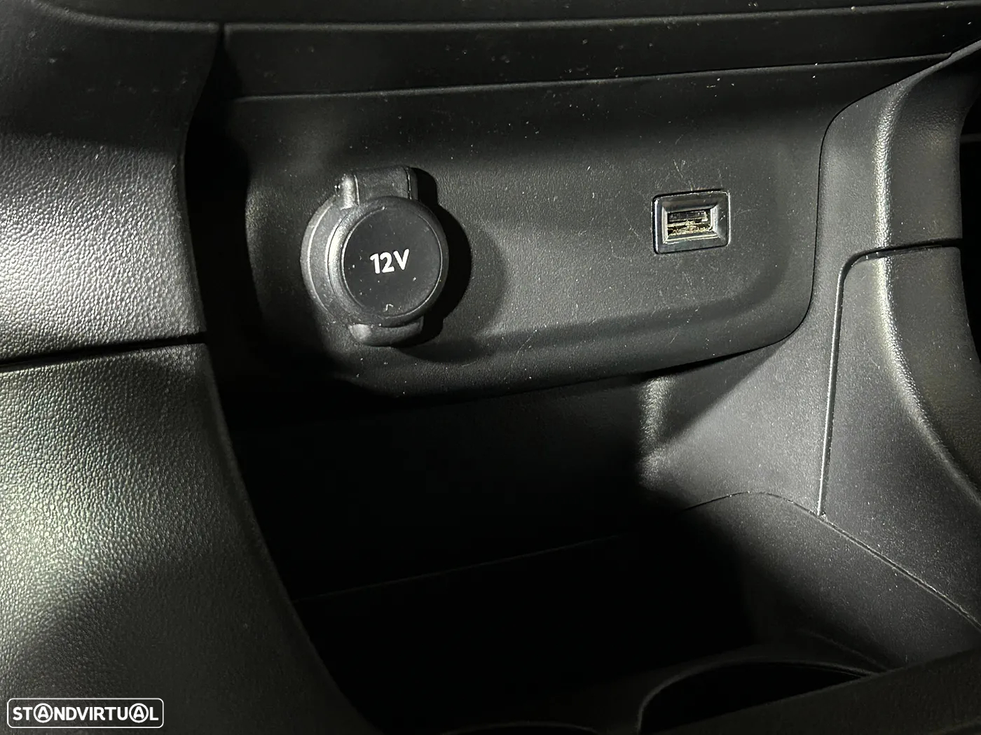 Citroën C3 1.5 BlueHDi Feel Pack - 28