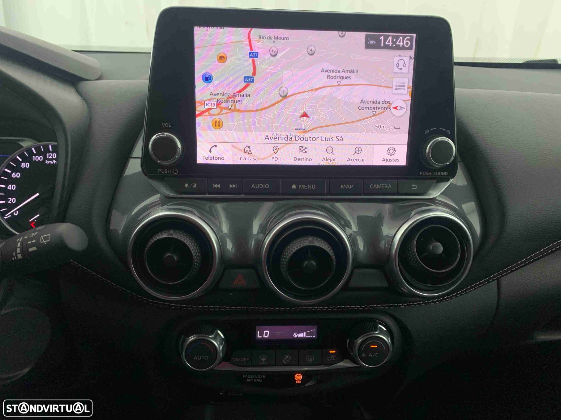 Nissan Juke 1.0 DIG-T N-Connecta - 9