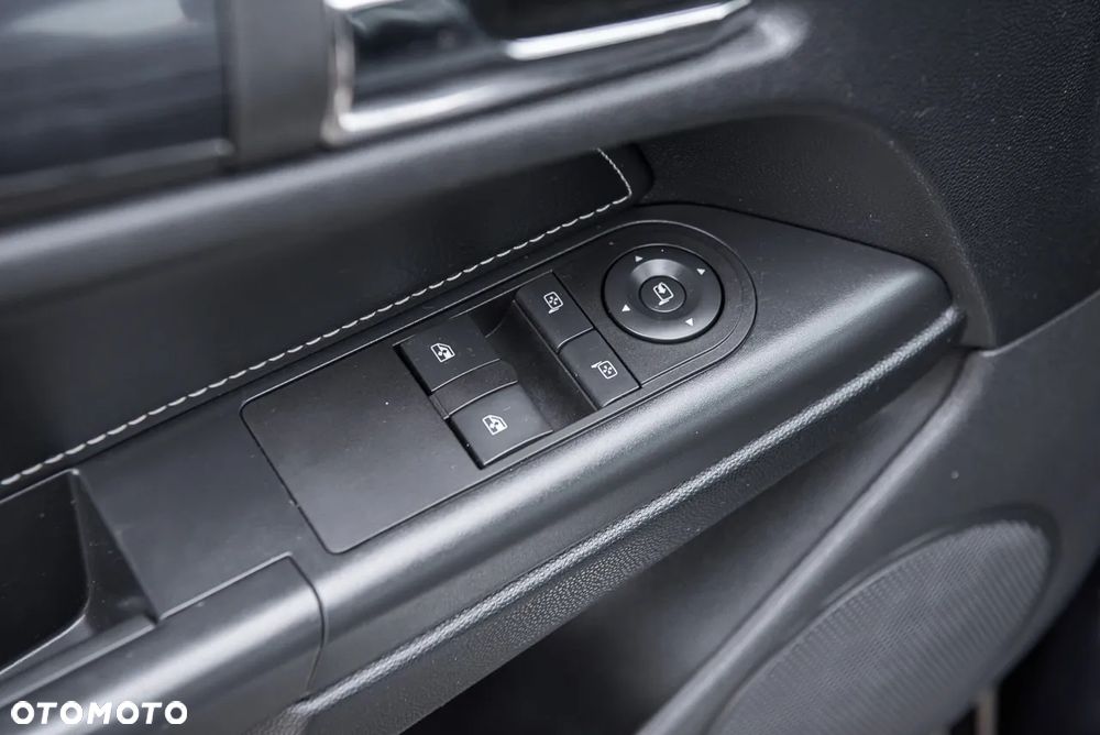 Opel Astra 2.0 Turbo Edition Plus - 20