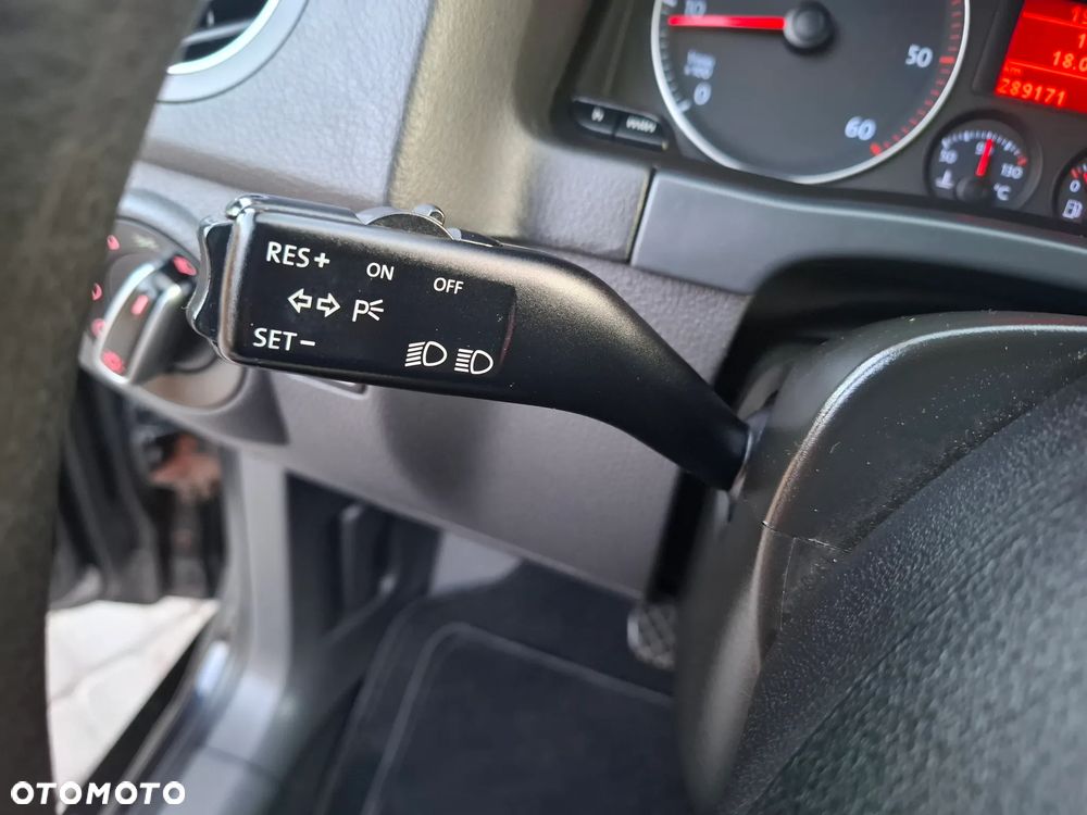 Volkswagen Golf Plus - 28