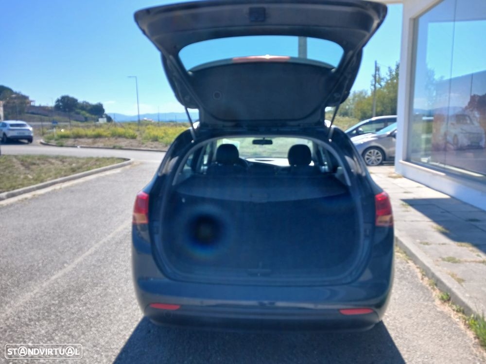 Kia Ceed SW 1.6 CRDi ECO - 21