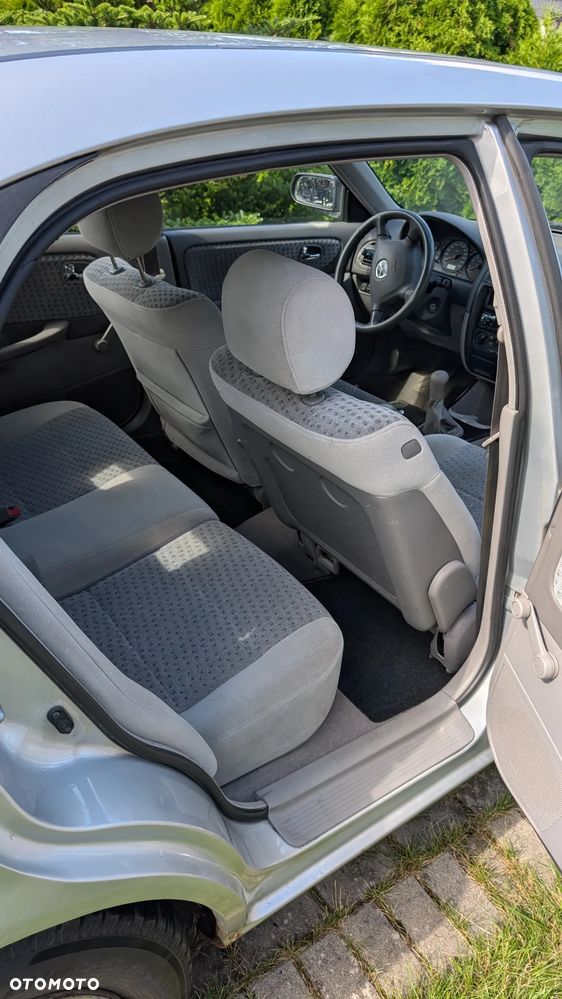 Mazda 626 2.0 - 12