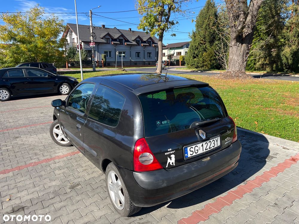 Renault Clio 1.2 - 13