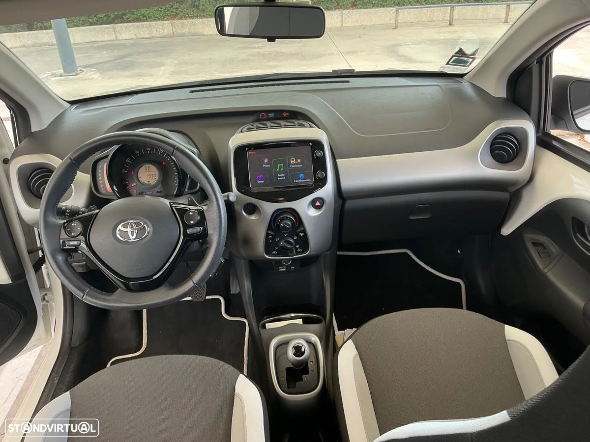 Toyota Aygo 1.0 X-Play Plus+X-Touch MM - 7