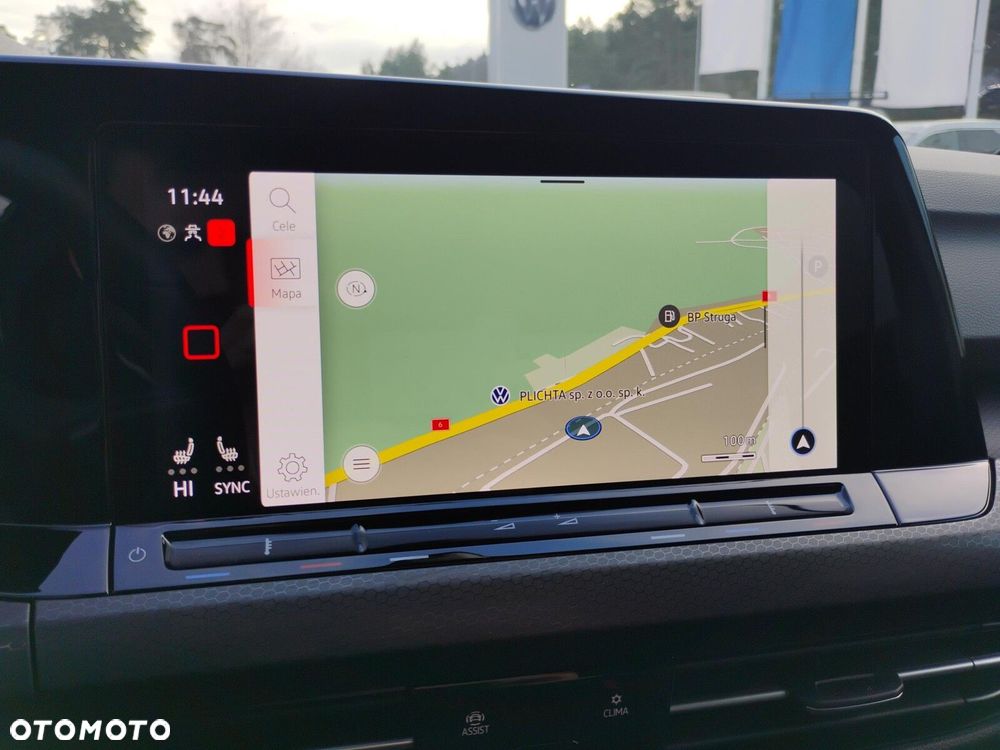 Volkswagen Golf - 24