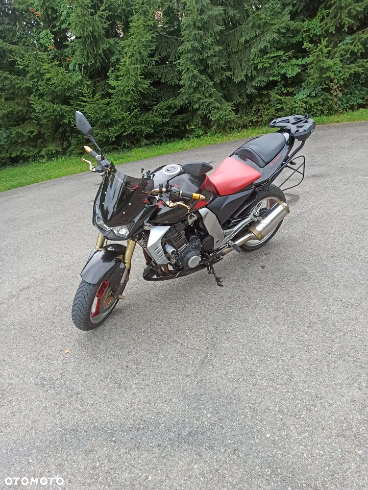 Kawasaki Z - 8