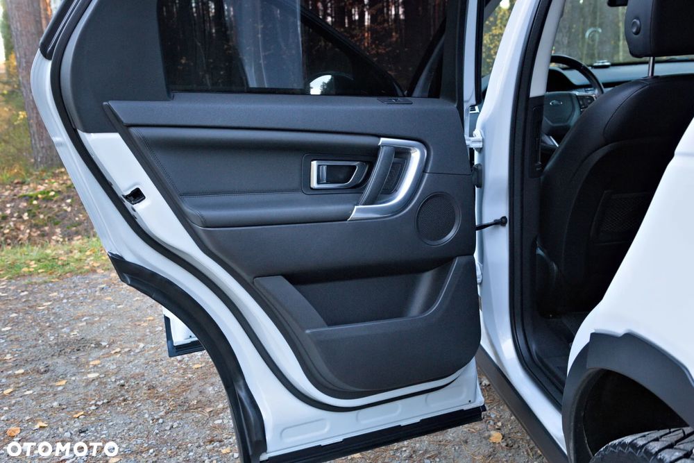 Land Rover Discovery Sport 2.0 TD4 HSE - 35