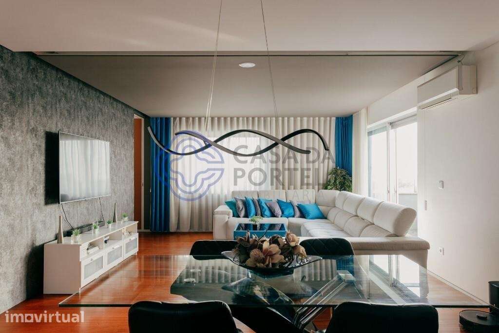 Terraço de 25m2, Cozinha e sala de 55m2, janelas grandes com muita luz - Grande imagem: 4/31