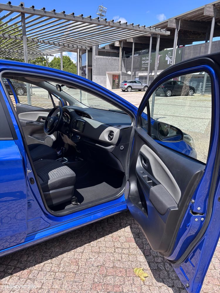 Toyota Yaris 1.5 HSD Comfort+P.Style - 16