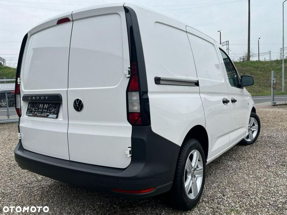 Volkswagen Caddy - 10