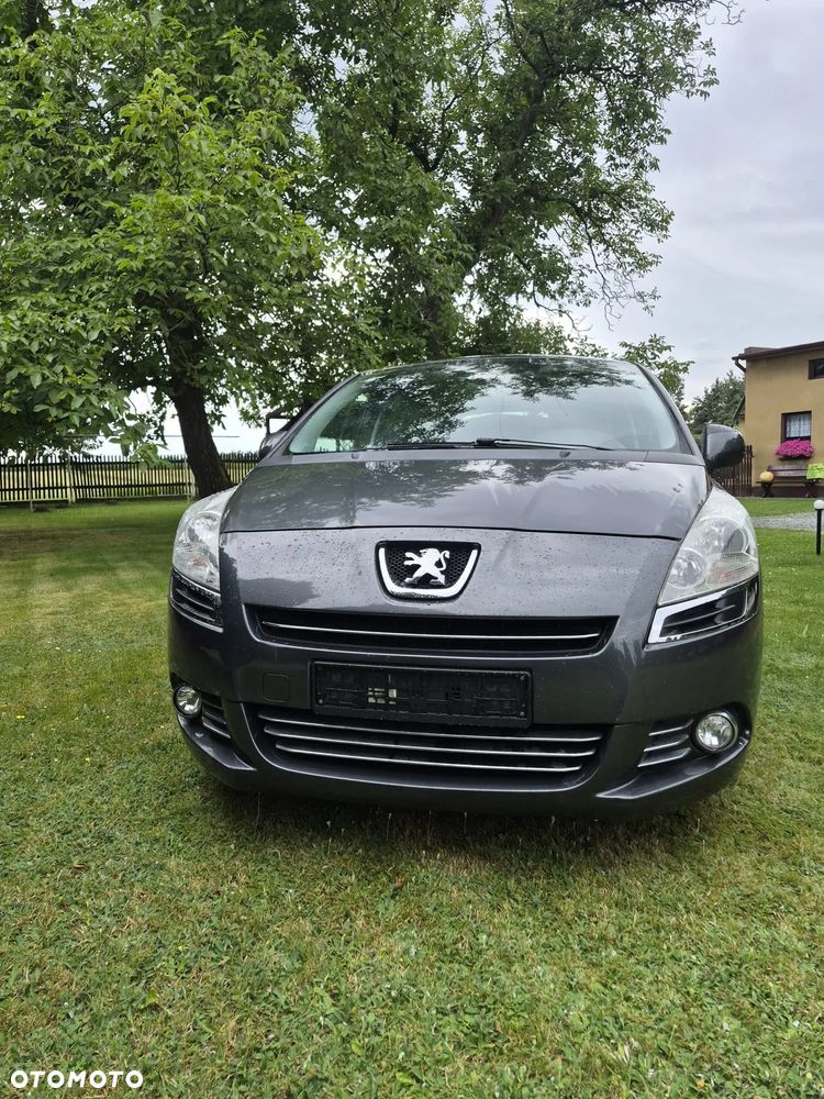 Peugeot 5008 1.6 THP Premium - 3