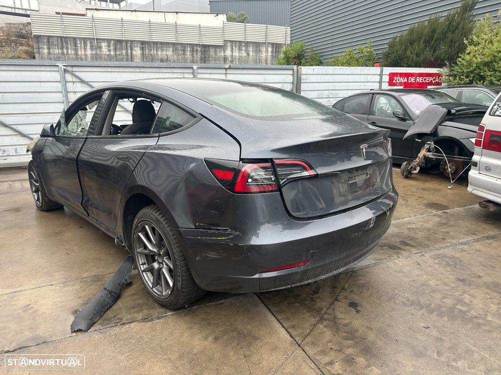 TESLA MODEL 3 TRAÇÃO TRASEIRA DE 2023 (FIM DE VIDA) - 2