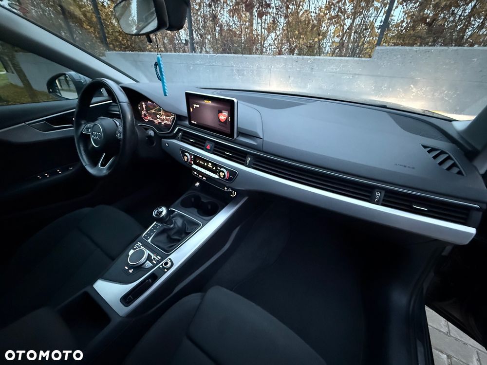 Audi A4 Avant - 21
