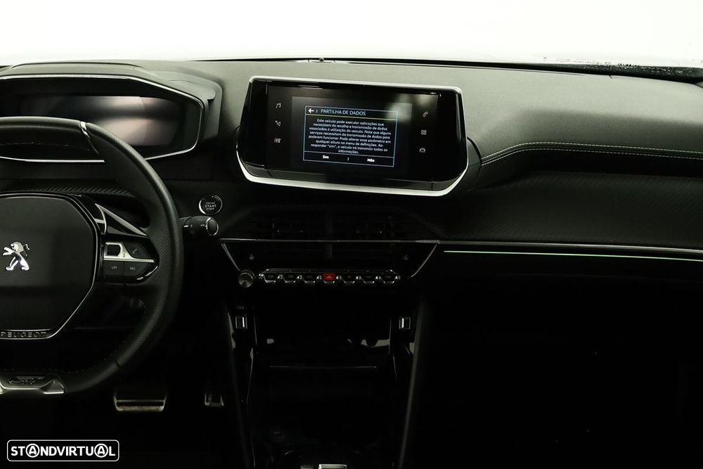 Peugeot e-2008 50 kWh GT - 9