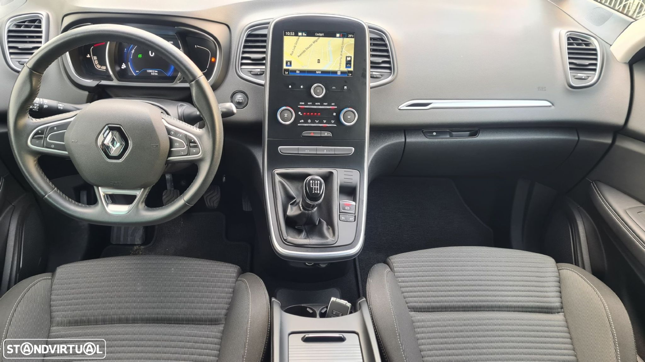 Renault Grand Scénic - 10