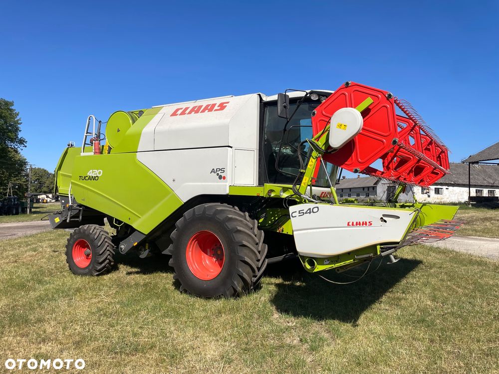 Claas Tucano 420 - 2