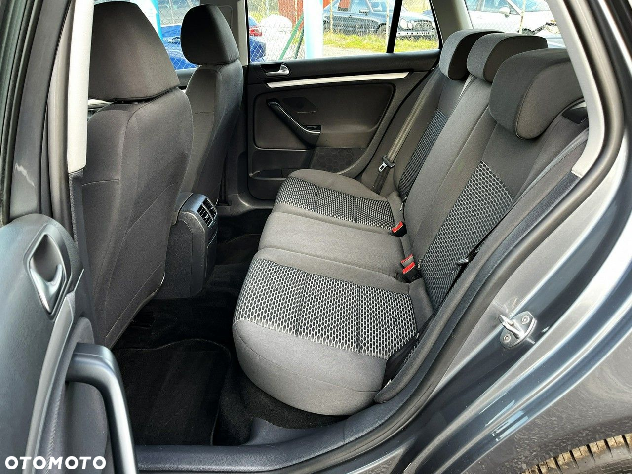Volkswagen Golf VI 1.6 Trendline - 25