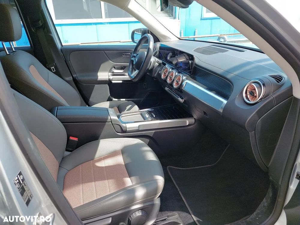 Mercedes-Benz EQB 300 4MATIC - 12