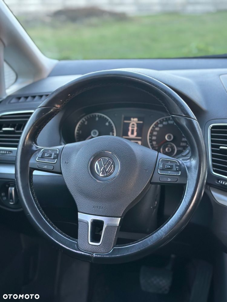 Volkswagen Sharan 2.0 TDI DSG (BlueMotion Technology) Highline - 18