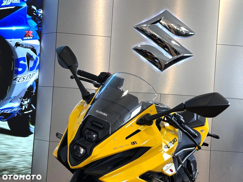 Suzuki GSX - 7