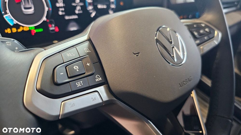 Volkswagen T-Roc - 27