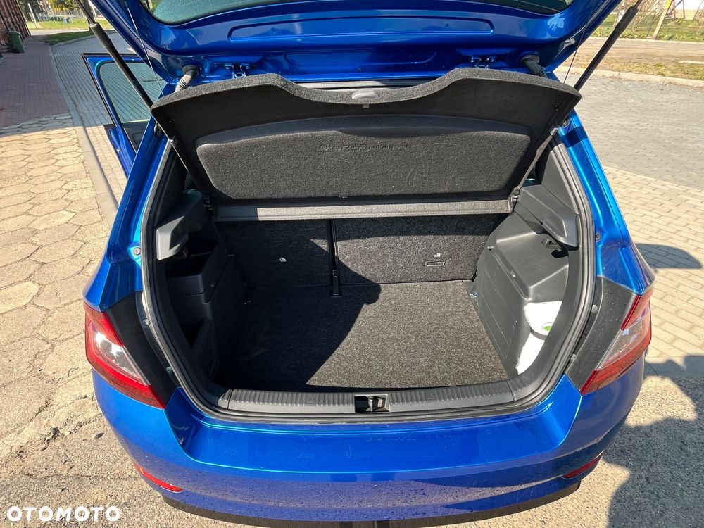 Skoda Fabia 1.0 TSI Monte Carlo - 24