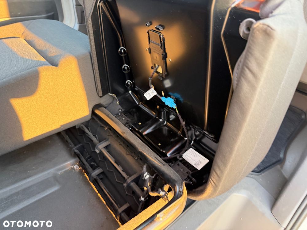 Volkswagen Crafter - 27