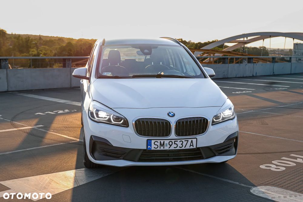 BMW Seria 2 218d - 36