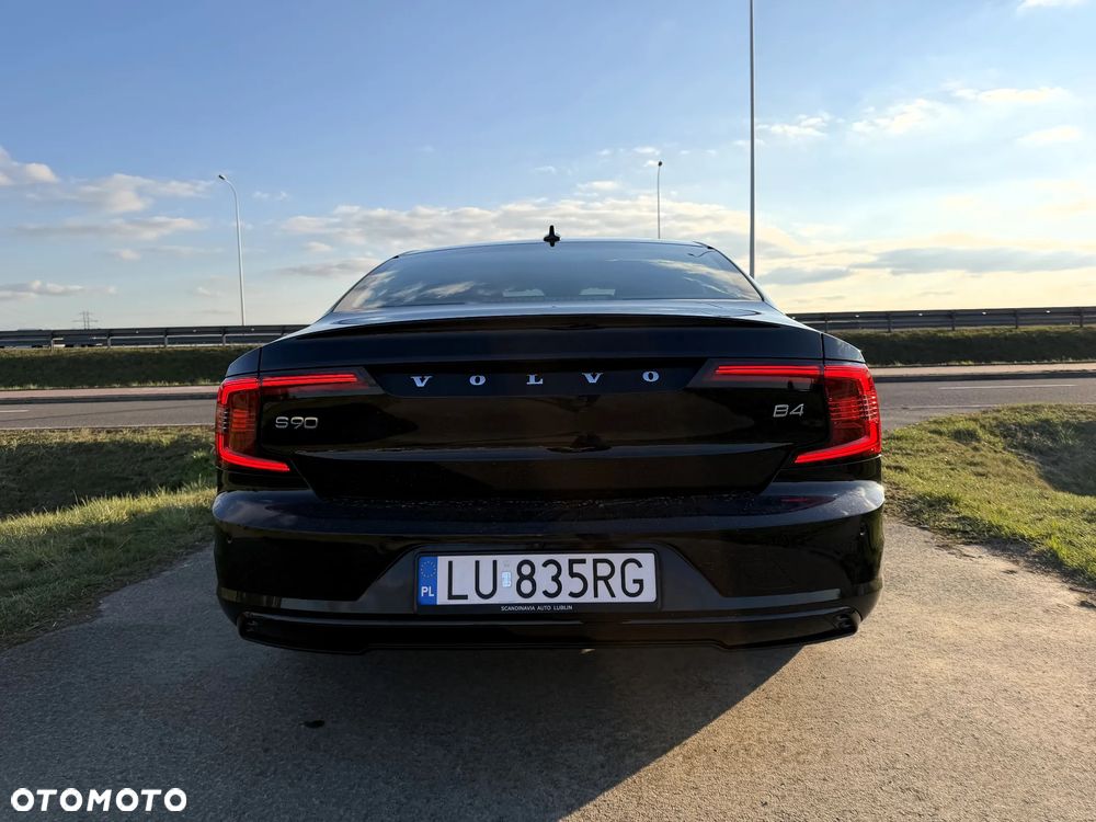 Volvo S90 B4 B Plus Dark - 4