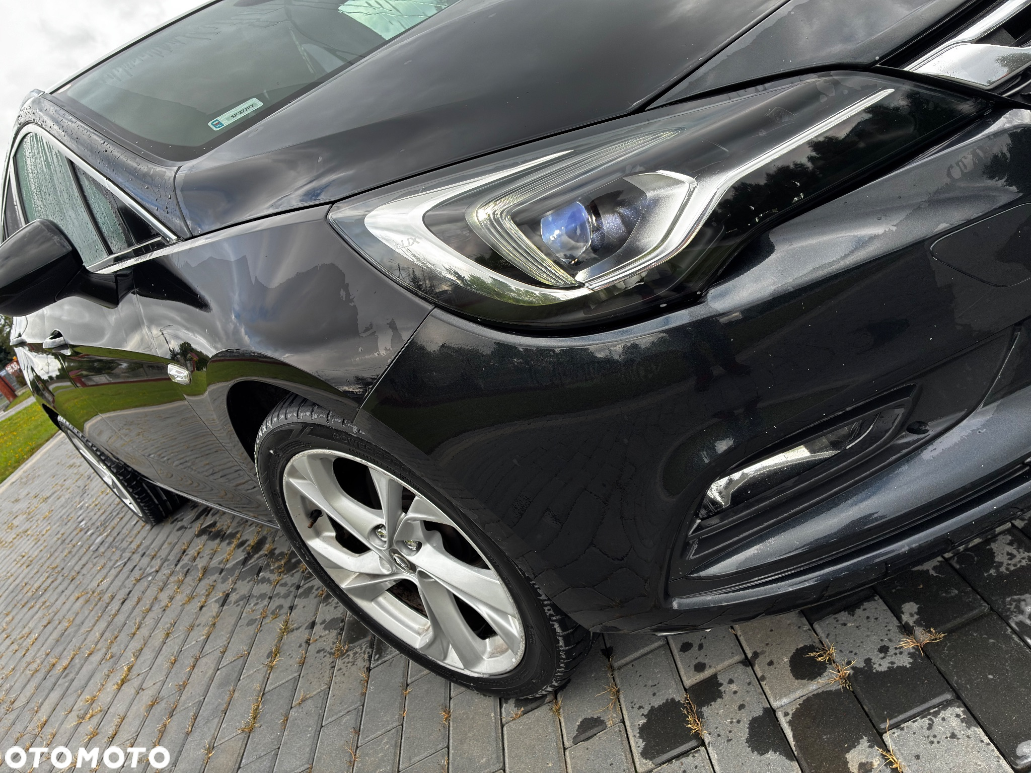 Opel Astra V 1.6 CDTI Dynamic S&S - 2