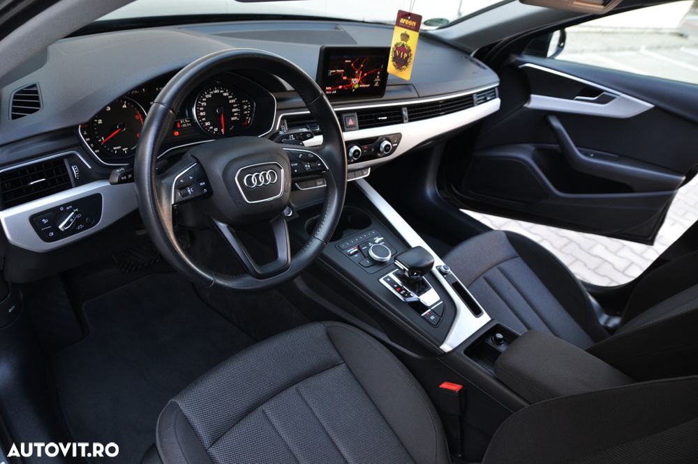 Audi A4 2.0 TDI S tronic Design - 11