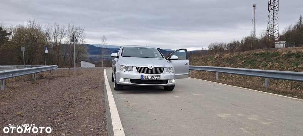 Skoda Superb 3.6 V6 4x4 DSG L&K - 4