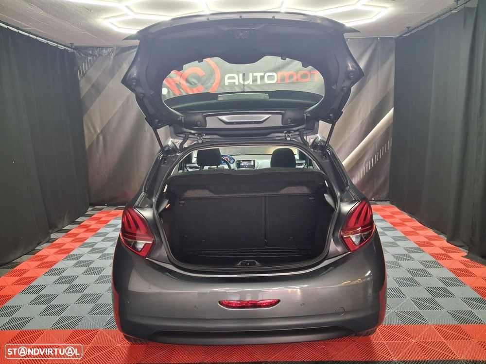 Peugeot 208 1.6 BlueHDi Style - 8
