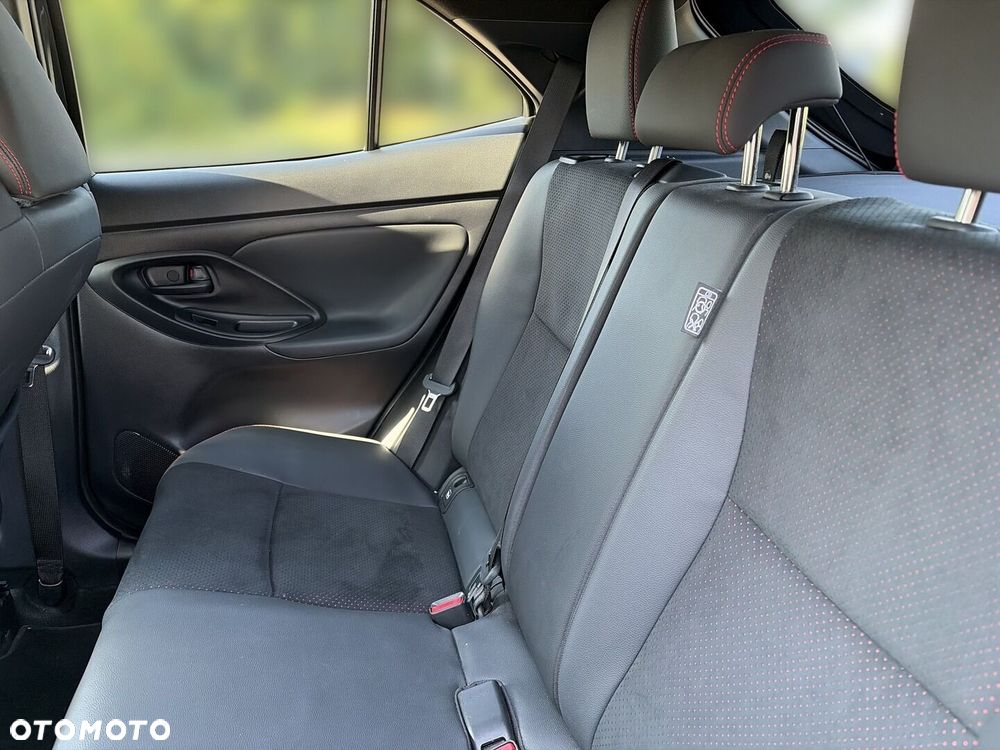 Toyota Yaris Cross Hybrid 1.5 GR Sport - 17