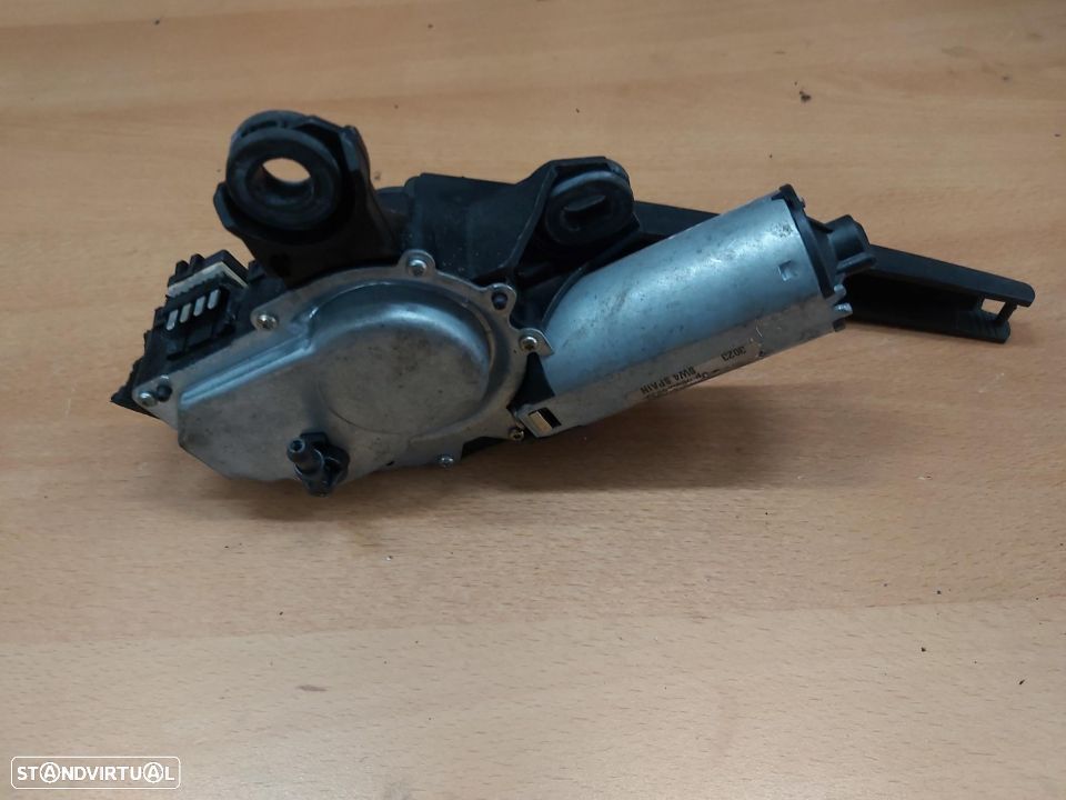 Motor limpa para brisas traseiro Vw Polo  Ref: 6q6 955 711a - 2