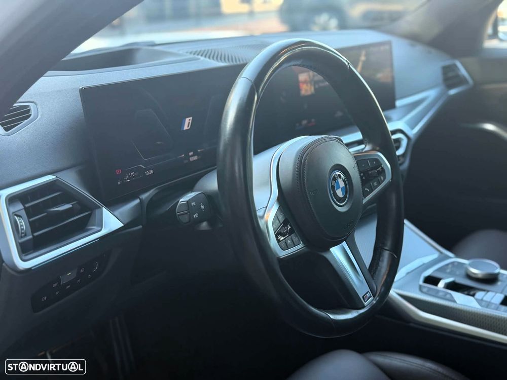 BMW 330 e Pack 50 anos M Auto - 19