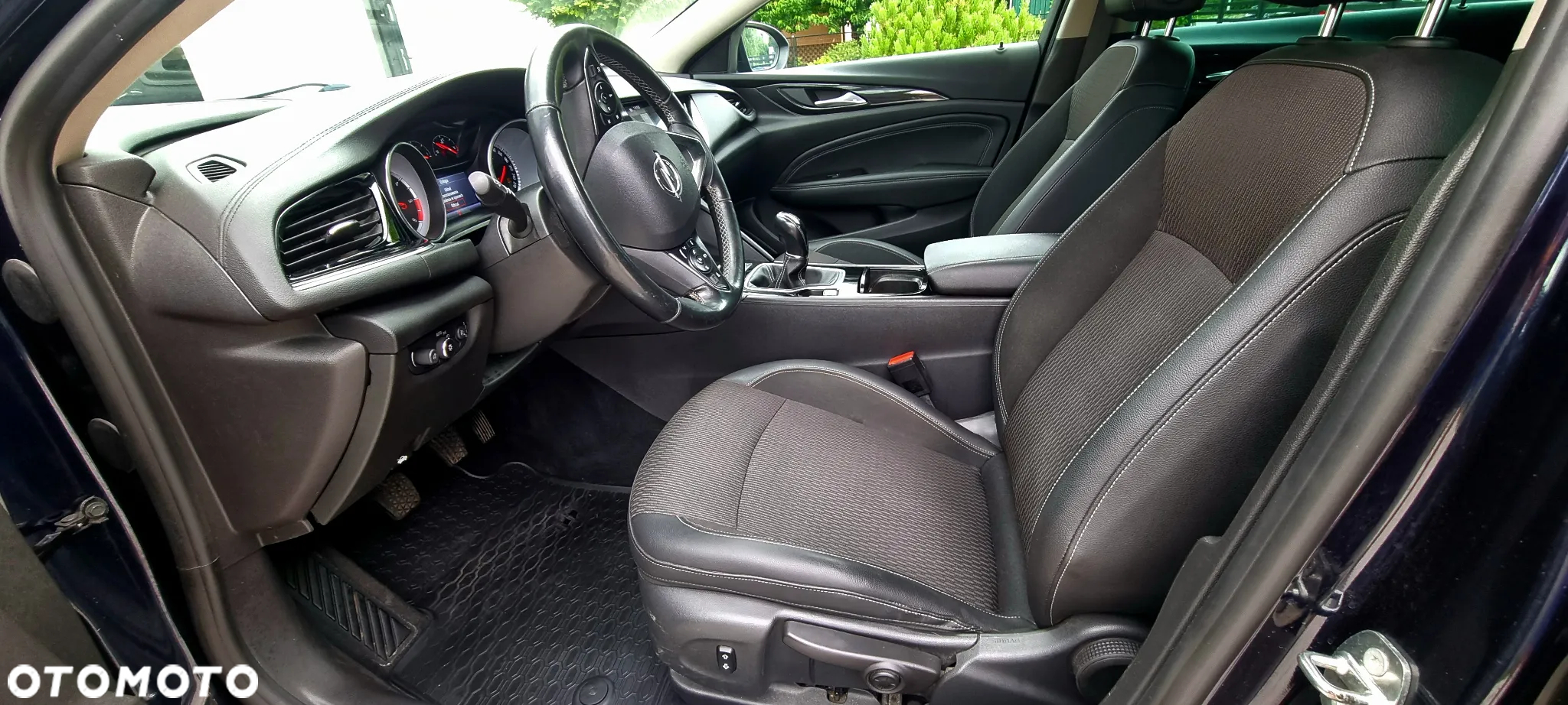 Opel Insignia 2.0 CDTI Exclusive S&S - 26