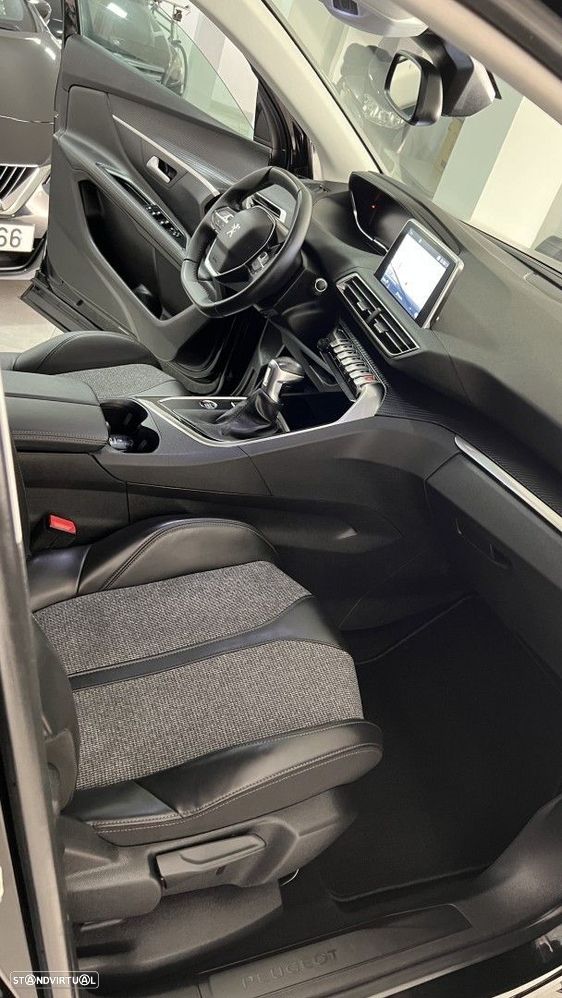 Peugeot 3008 1.2 PureTech Active Pack - 30