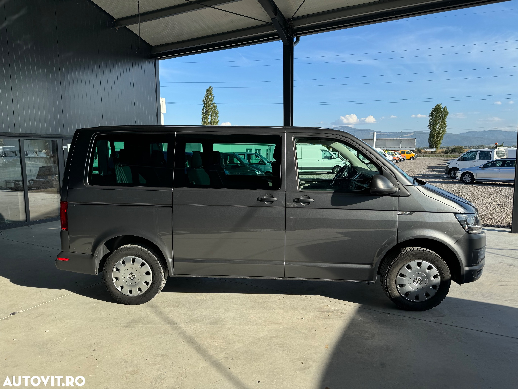 Volkswagen Transporter T6 Kurz Plus Comfortline - 13