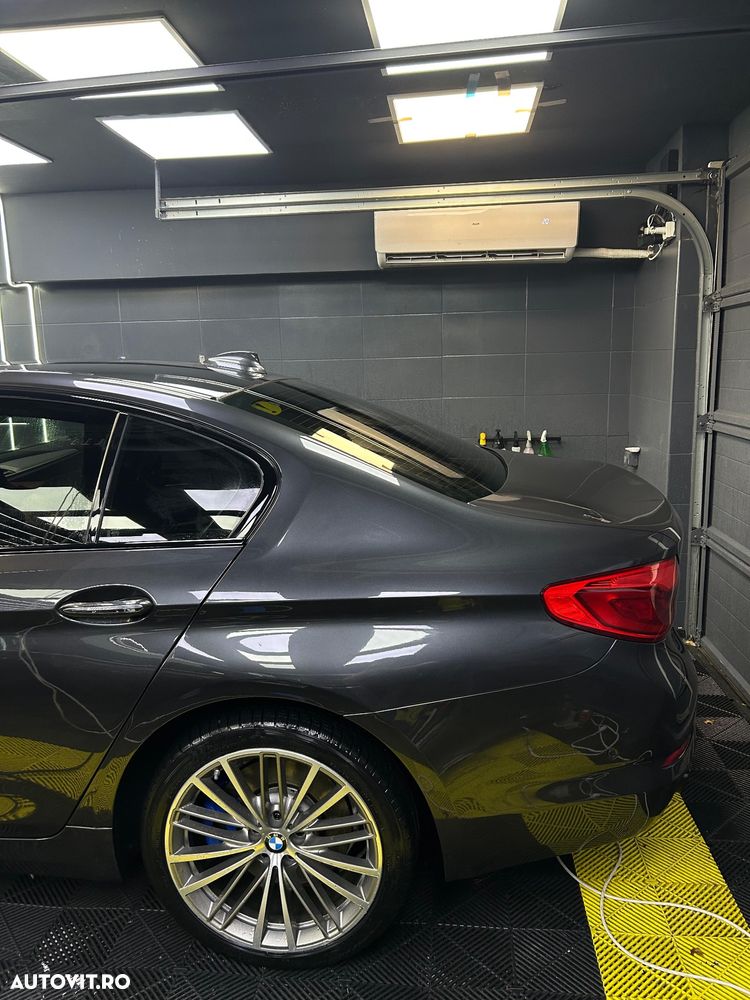 BMW Seria 5 530d AT - 6
