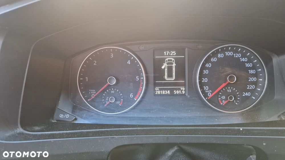 Volkswagen Transporter - 16