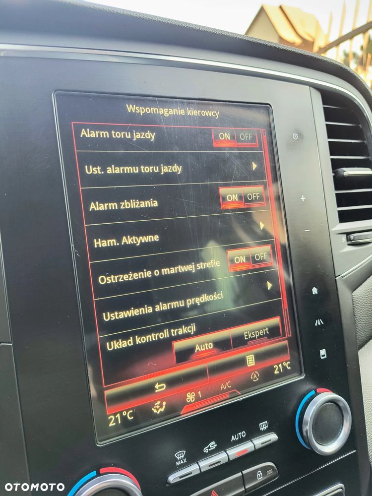 Renault Megane ENERGY dCi 130 Start & Stop Bose Edition - 26